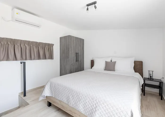 Pagani - Luxury Maisonette B3 *