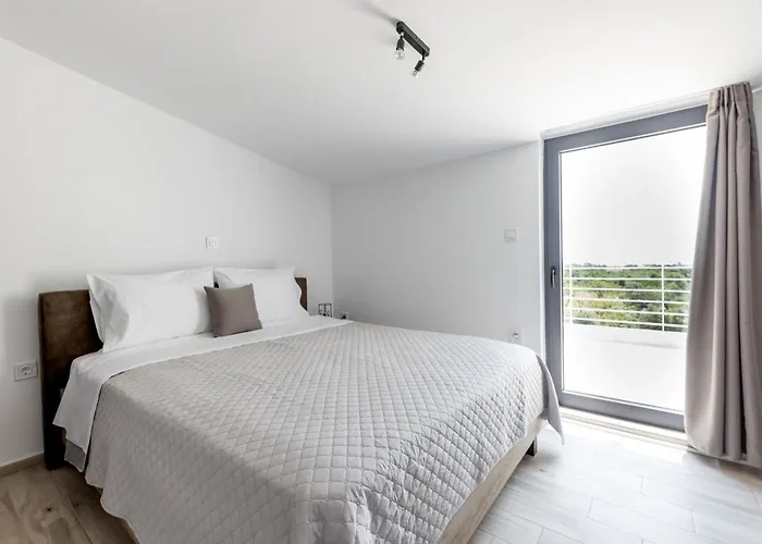 Pagani - Luxury Maisonette B3 Kalamata