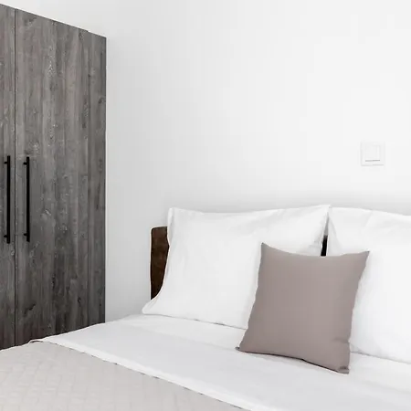 Pagani - Luxury Maisonette B3 Apartman *