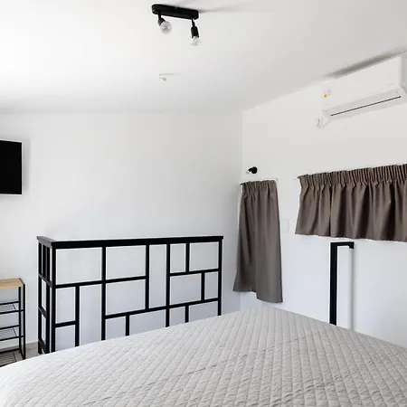 Apartmán Pagani - Luxury Maisonette B3 *