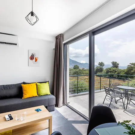 Pagani - Luxury Maisonette B3 Apartman