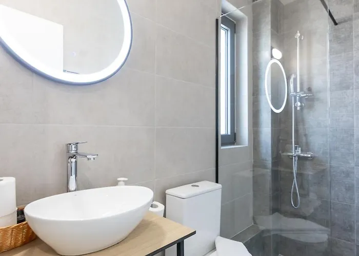 Pagani - Luxury Maisonette B3 *